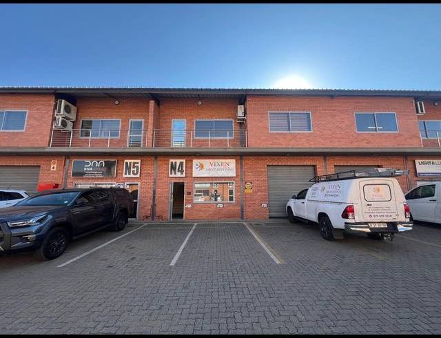 251M² WAREHOUSE TO LET IN HENNOPSPARK